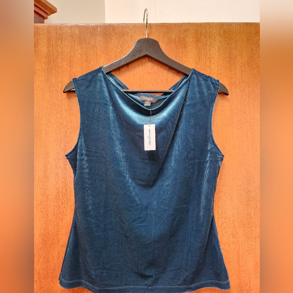 Banana Republic Teal Velvet Cowl Neck Tank Blouse ~M~ NWT! - Picture 3 of 7